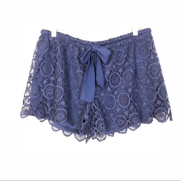 HeartSoul Pants - ⚡️SALE⚡️HeartSoul | Blue Scalloped Lace Shorts XL